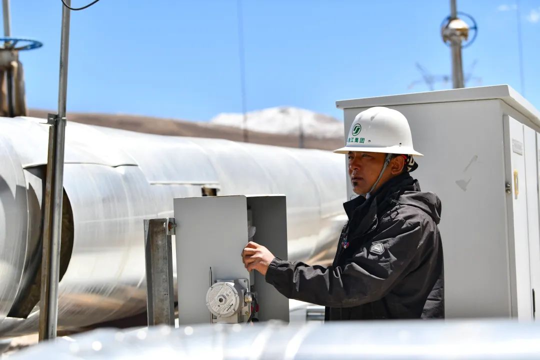 地?zé)崮?,新能源賽道“黑馬”突圍