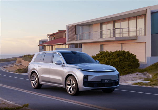 理想:今年挑戰(zhàn)80萬(wàn)銷(xiāo)量 客戶下定金到提走車(chē)不能超7天