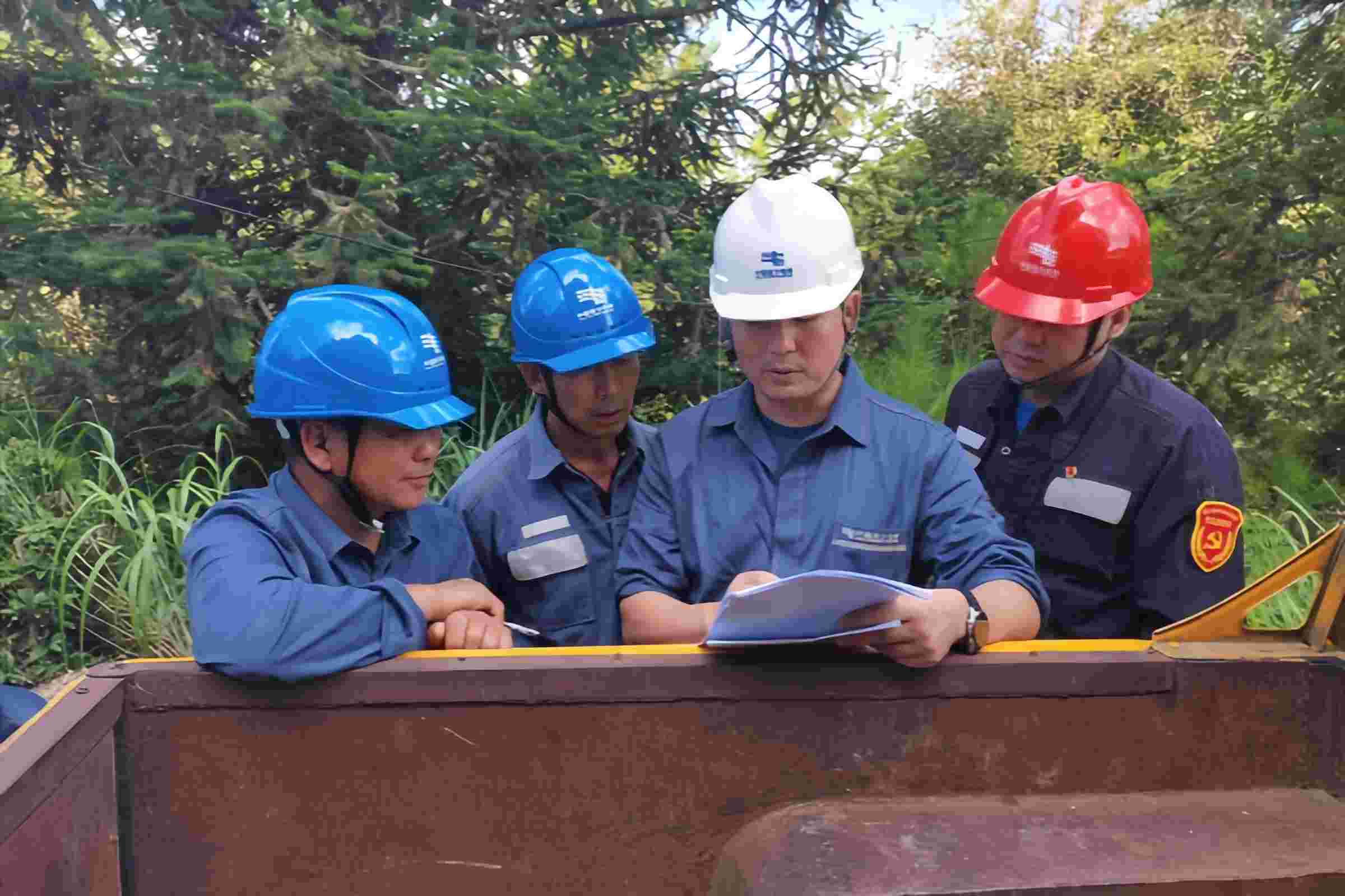 劉愛(ài)軍:追夢(mèng)無(wú)悔 扎根阡城的供電勞模