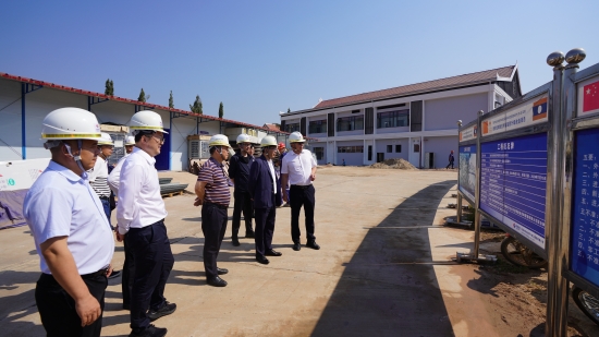 楊良赴印尼、老撾調(diào)研指導(dǎo)國(guó)別市場(chǎng)經(jīng)營(yíng)工作