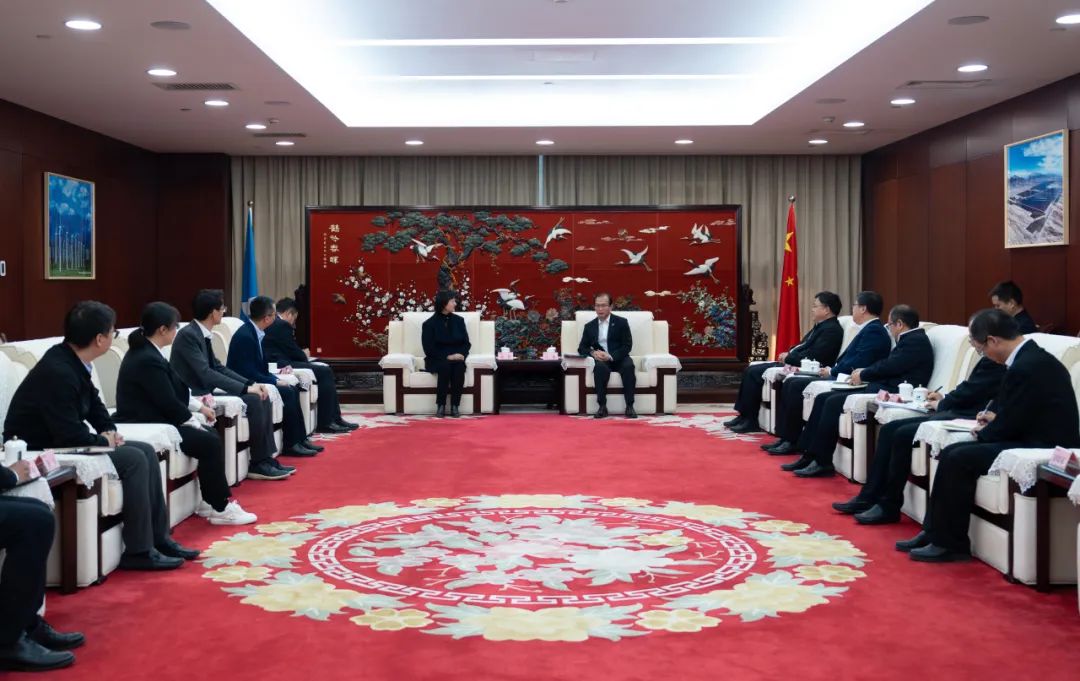 華電黨組書記、董事長江毅會見浙江運(yùn)達(dá)黨委書記、董事長高玲