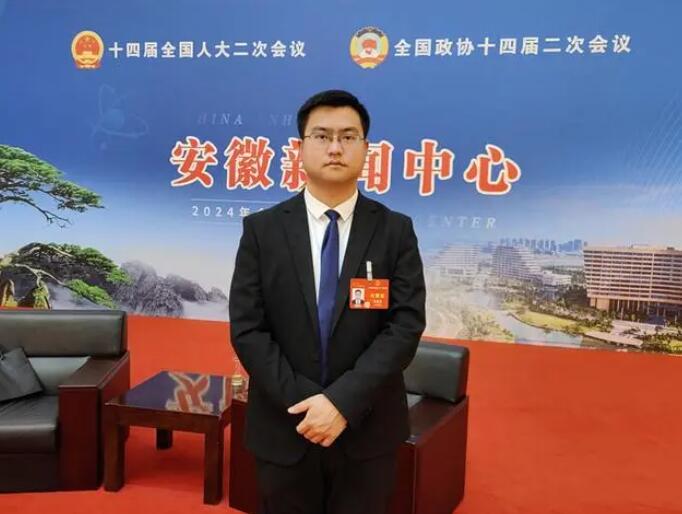 全國(guó)人大代表、國(guó)軒高科姚金?。簶?biāo)準(zhǔn)、技術(shù)、產(chǎn)業(yè)鏈多管齊下，推動(dòng)電化學(xué)儲(chǔ)能產(chǎn)業(yè)高質(zhì)量發(fā)展