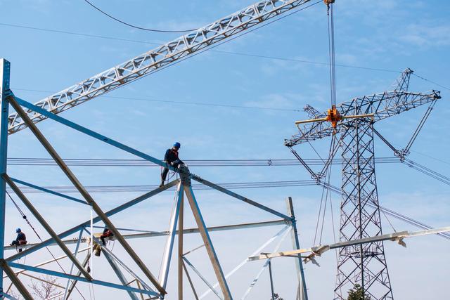 國際能源署:中國光伏新增裝機(jī)量占全球半壁江山