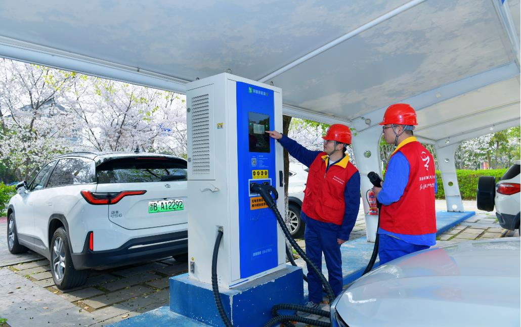 國(guó)網(wǎng)余姚市供電公司:踏青好時(shí)節(jié) 電力來(lái)護(hù)航