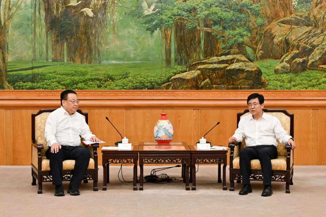 中核集團(tuán)總經(jīng)理、黨組副書記申彥鋒拜會(huì)福建省委副書記、省長趙龍