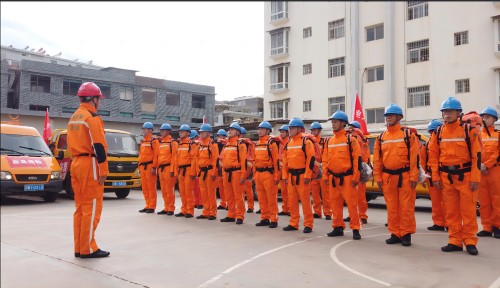 國網(wǎng)會理市供電公司:實(shí)戰(zhàn)拉練 迎夏峰保供電