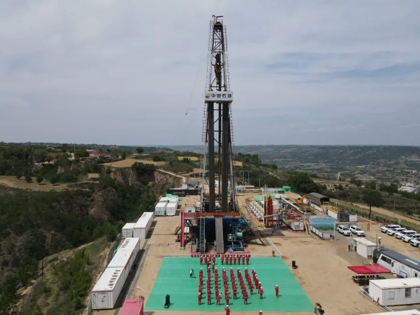 我國(guó)首個(gè)頁巖油水力壓裂試驗(yàn)場(chǎng)建成
