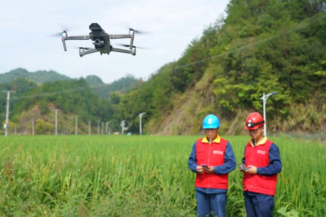 無人機(jī)巡檢，助力迎峰度夏保供電