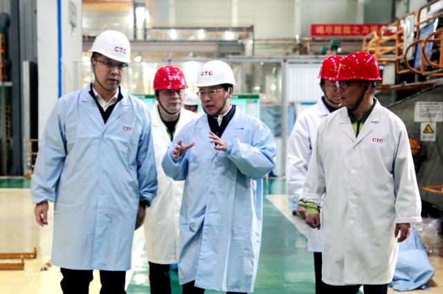 中國電氣裝備黨委書記、董事長(zhǎng)李洪鳳赴浙江盛達(dá)、恒馳電氣、西電常變、常州東智調(diào)研