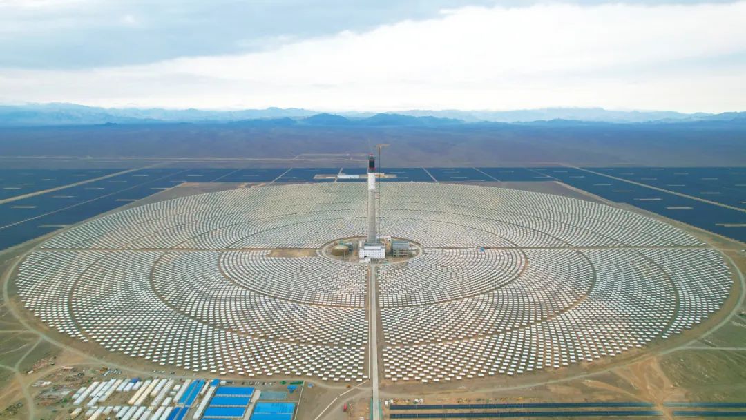 1000兆瓦“光熱+光伏”項(xiàng)目，首批并網(wǎng)發(fā)電!