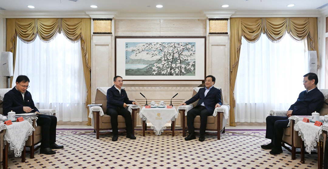 大唐集團董事長鄒磊、總經(jīng)理張傳江拜會江蘇省委書記信長星、省長許昆林