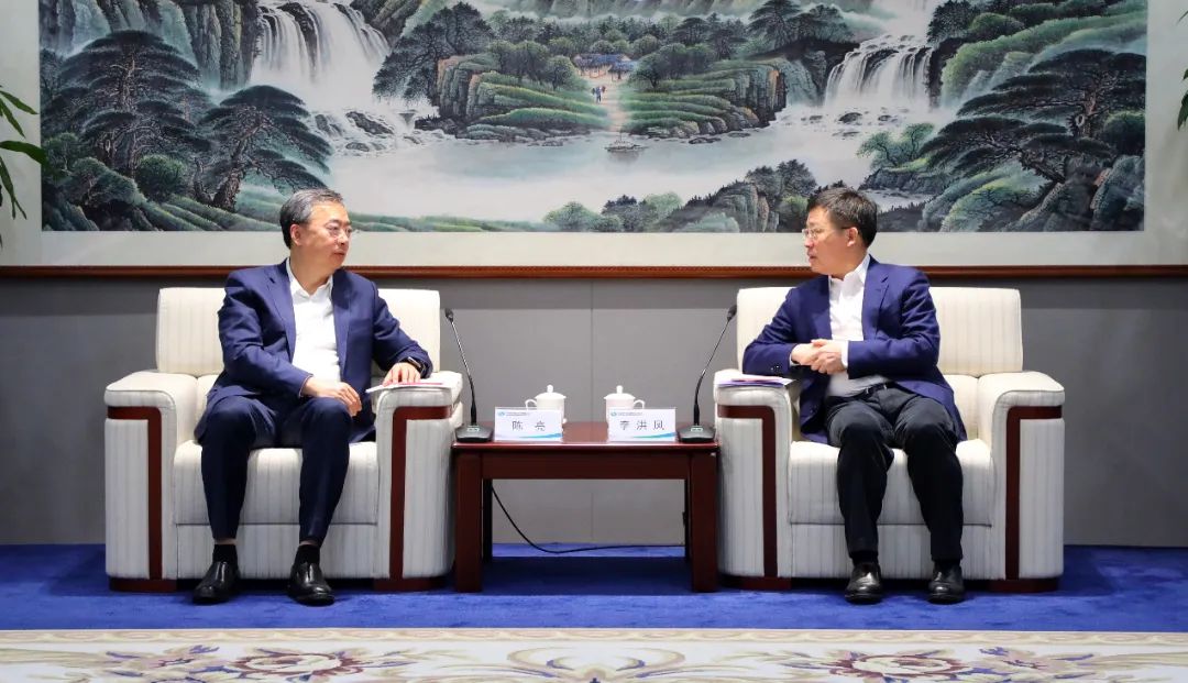 中國電氣裝備黨委書記、董事長李洪鳳會見中金公司黨委書記、董事長、管理委員會主席陳亮