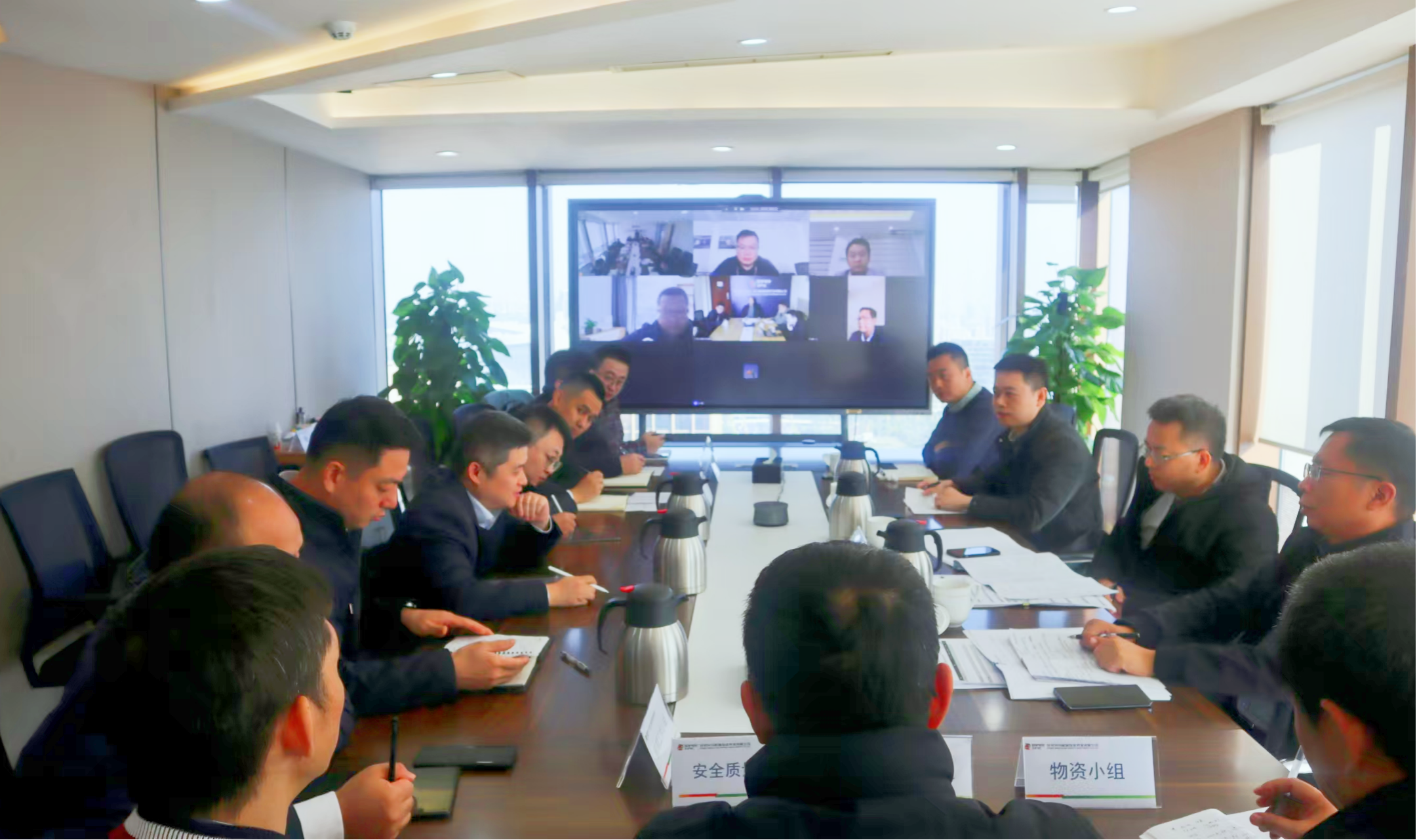 國(guó)家電投四川公司黨委書(shū)記、董事長(zhǎng)盧岸健調(diào)研攀枝花儲(chǔ)能、色達(dá)光儲(chǔ)項(xiàng)目建設(shè)工作