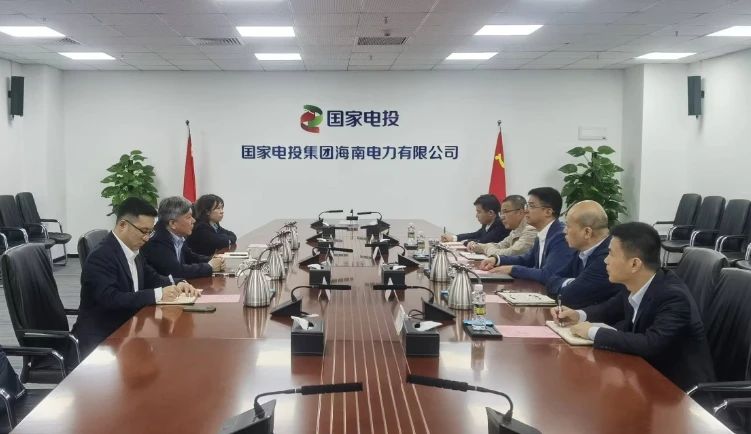 劉波濤會(huì)見(jiàn)國(guó)電投財(cái)務(wù)公司黨委書記、董事長(zhǎng)李云峰