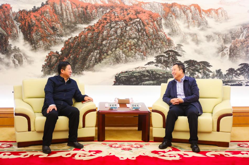 大唐甘肅公司黨委書記、董事長王建偉與甘肅電投集團黨委書記、董事長蒲培文會談