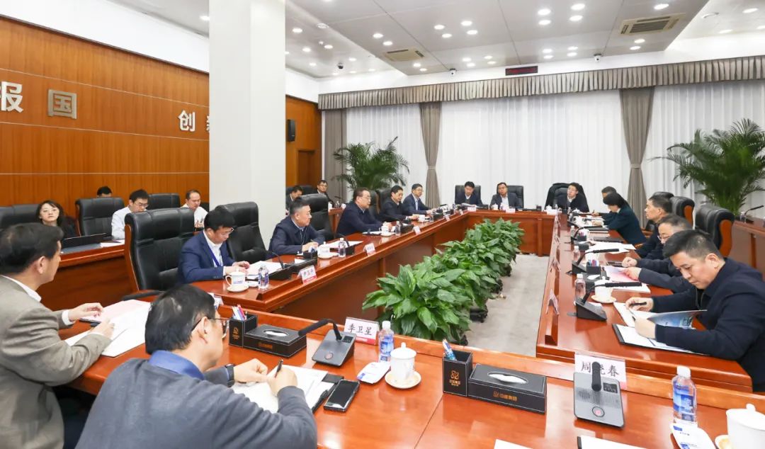 中核集團(tuán)會(huì)見江蘇省委常委、蘇州市委書記劉小濤一行