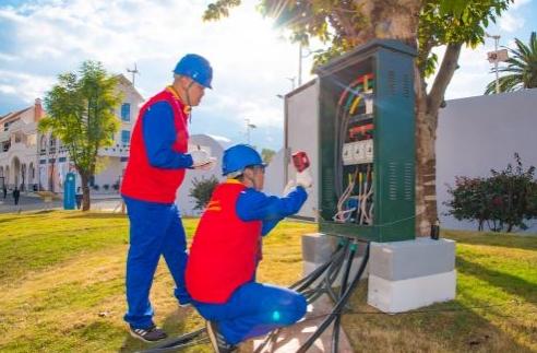 國(guó)網(wǎng)米易縣供電公司滿(mǎn)格電點(diǎn)亮康養(yǎng)新地標(biāo)