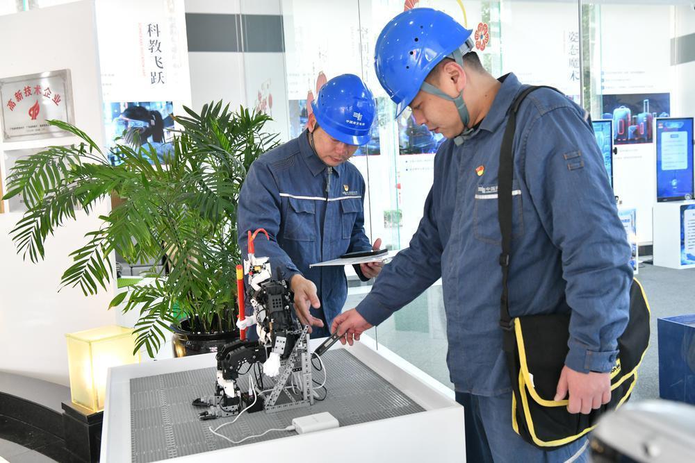 廣東電網(wǎng)“電”力全開(kāi)，助力現(xiàn)代化產(chǎn)業(yè)體系建設(shè)