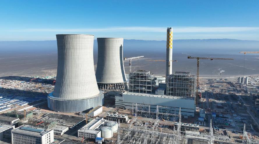 華潤(rùn)電力以技術(shù)創(chuàng)新推動(dòng)“疆電入渝”高效落地