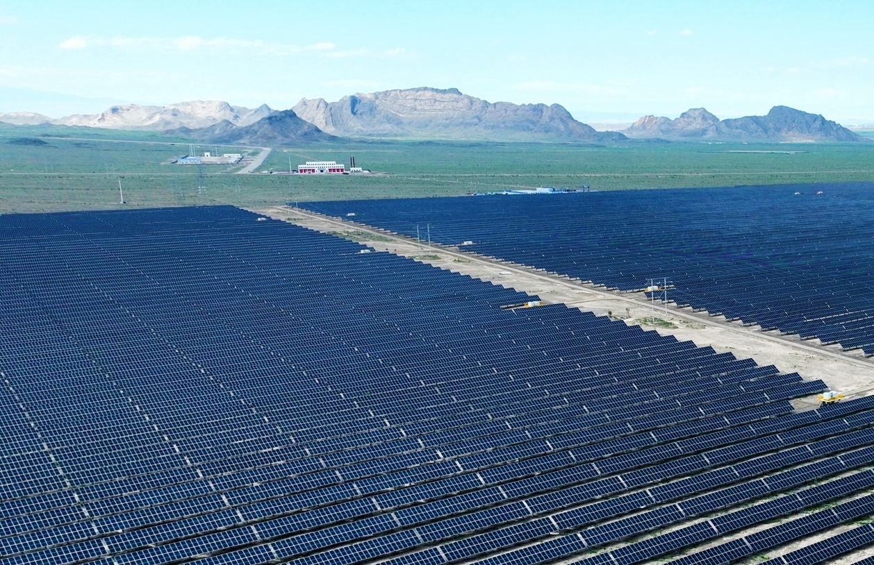 新疆精河光熱儲能新能源一體化項(xiàng)目并網(wǎng)發(fā)電