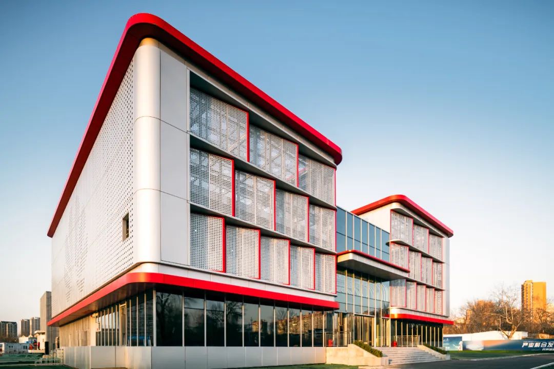 天津智算中心：打造AI算力高地，探索數(shù)字經(jīng)濟(jì)的“津門模式”