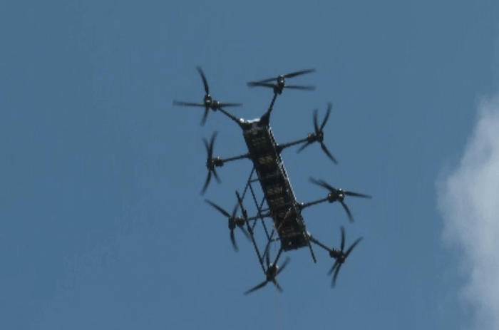 8軸16旋翼重載無人機(jī)在十堰上崗，助力電網(wǎng)建設(shè)